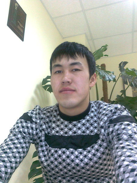 Мирболат Кайденов