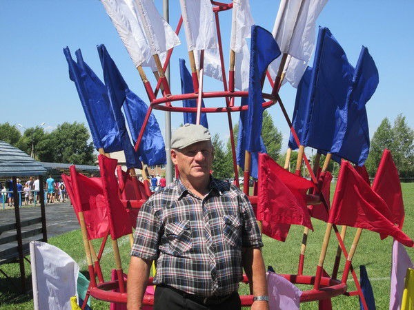 Игорь Устинов