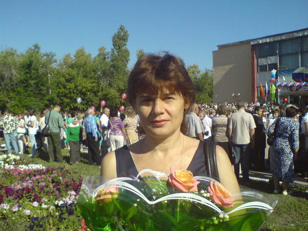 Елена Гурова