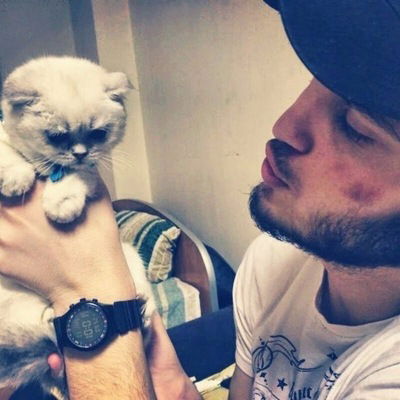 Юля Хачатрян