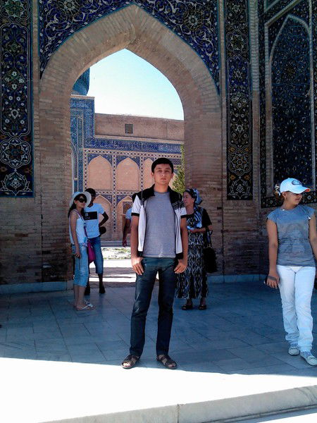 Тимур Махкамов