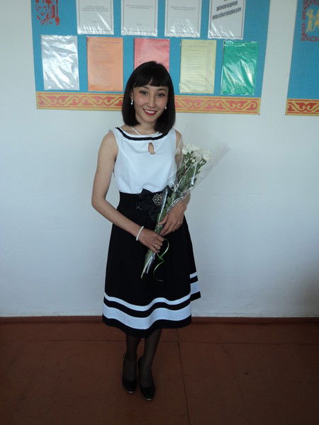 Назира Жакипова