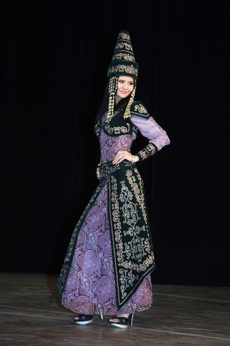 Асел Исмаилова