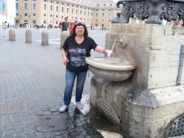 Оля Ломоносова