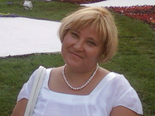 Елена Ходос