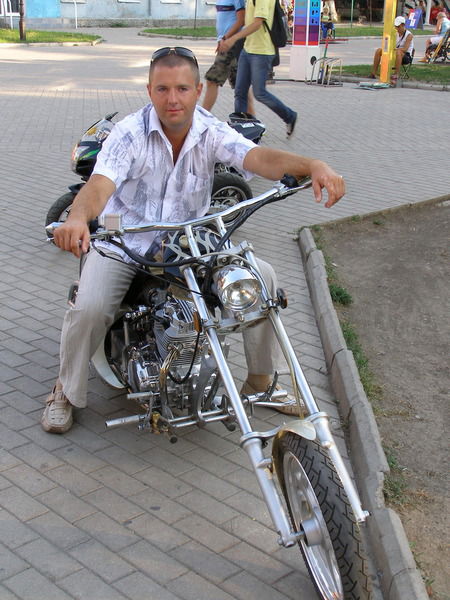 Виктор Черный