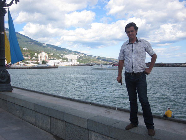 Алишер Расулов