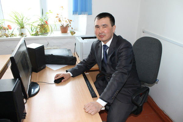 Асхат Ермаханов