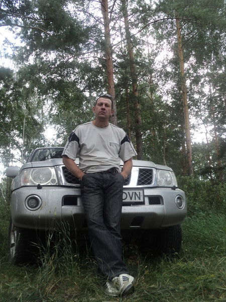 Амир Садыков