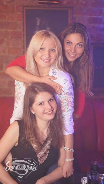 Анна Попова