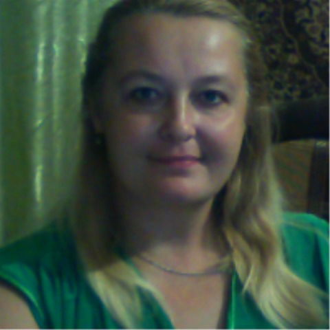 Анна Бостон