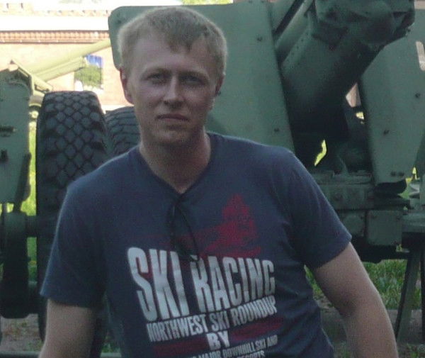 Станислав Тиханов