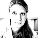 Анна Устинова
