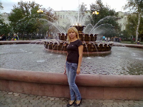 Валюшка Попова