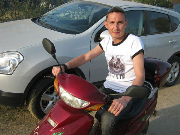 Алексей Захаров