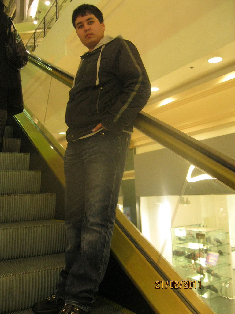 Данияр Есмухамбетов