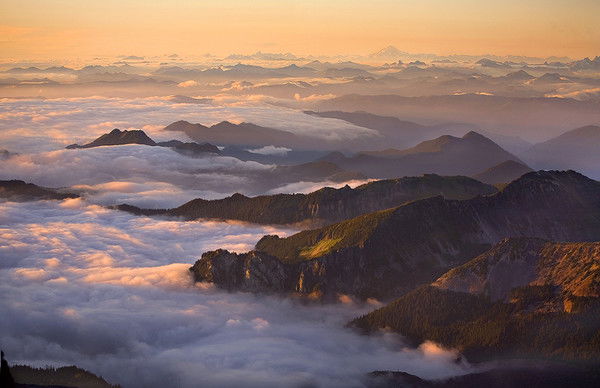 Акмал Икрамов