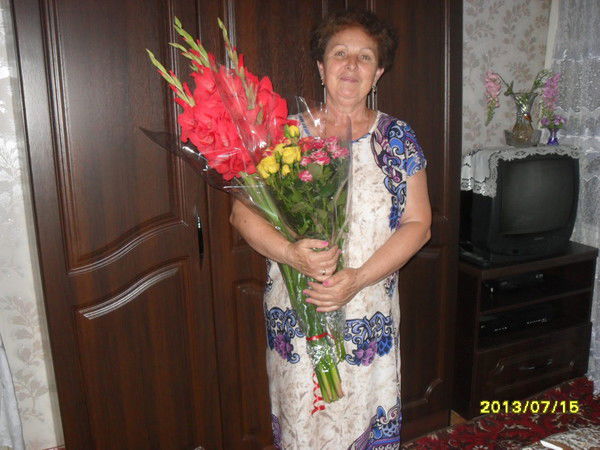 Любовь Свистунова