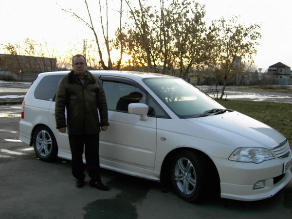 Юрий Захаров