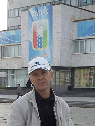 Борис Шумаков