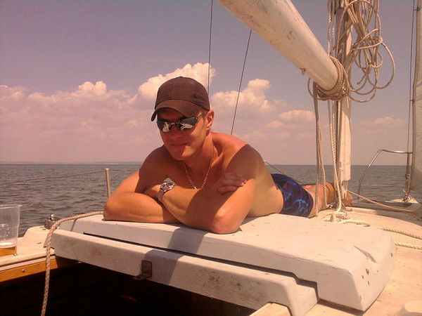 Дмитрий Азаренков