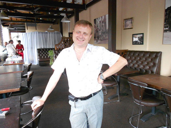 Александр Валерьевич