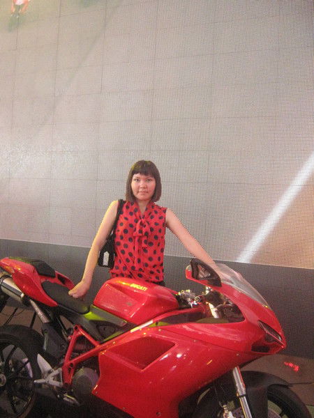 Мадина Жусупова