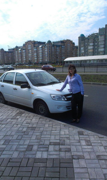 Лола Каримова