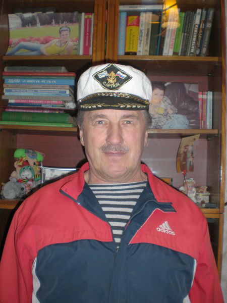 Владимир Новиков