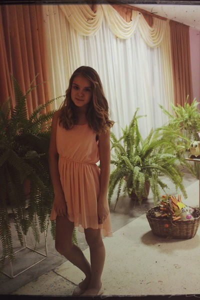 Вероника Попова