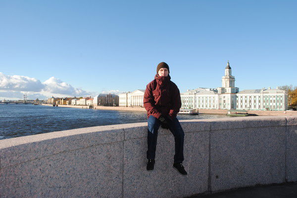 Денис Павлов