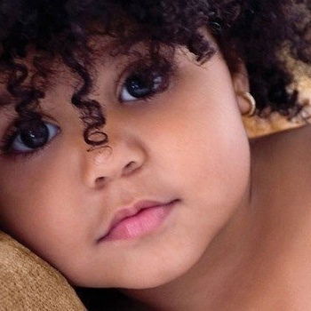 Лена Баилова