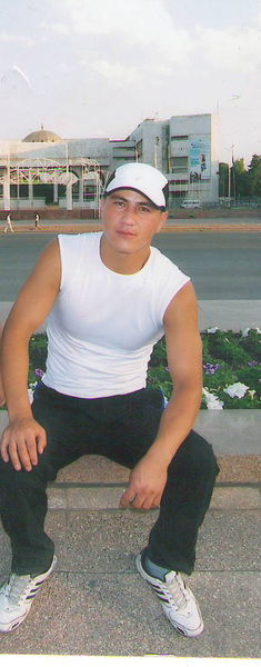 Руслан Сулайманов