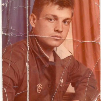 Олег Сальников