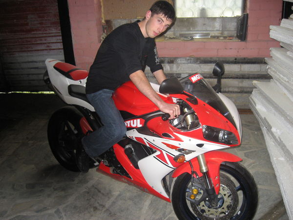 Стас Исламов