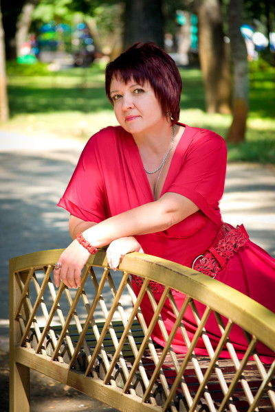 Алёна Вязовская