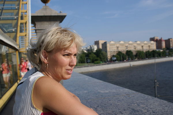 Елена Азизова