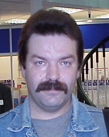 Андрей Сериков