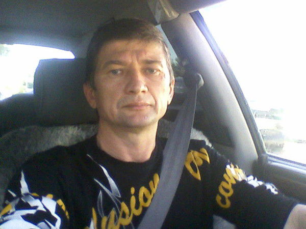 Леонид Степанов