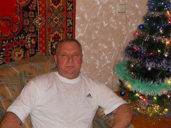 Александр Иванюкович