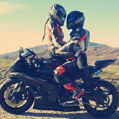 Влад Мельников