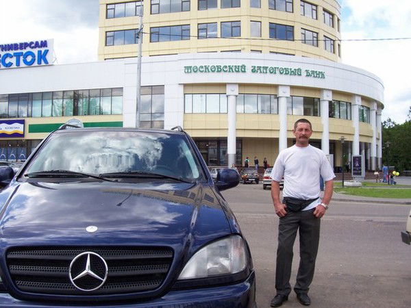 Анатолий Иванов