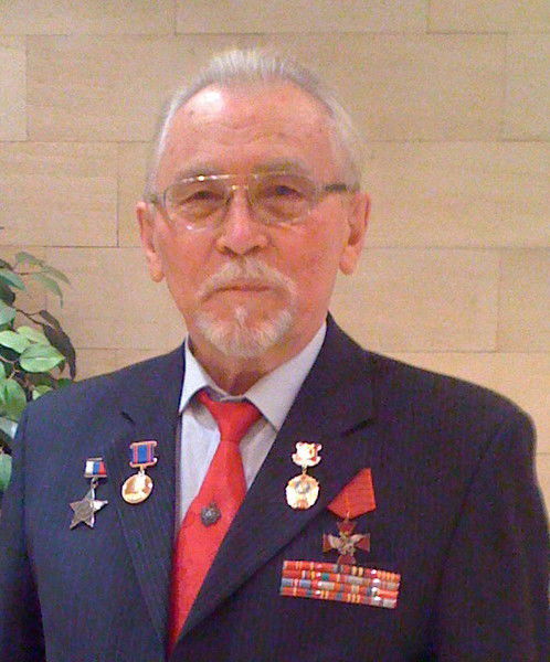 Лев Лопуховский