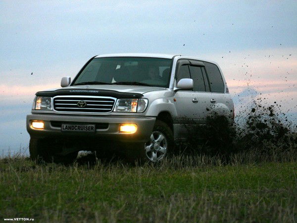 Мара Маратов