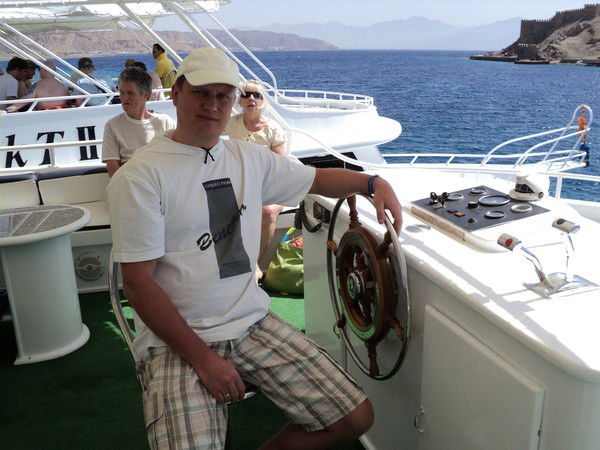 Дмитрий Атаманов