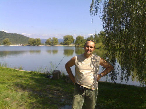 Неизвестно Неизвестно