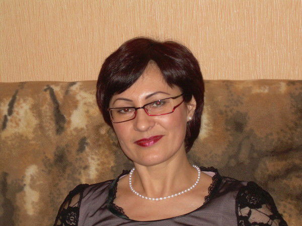 Оксана Бутусова