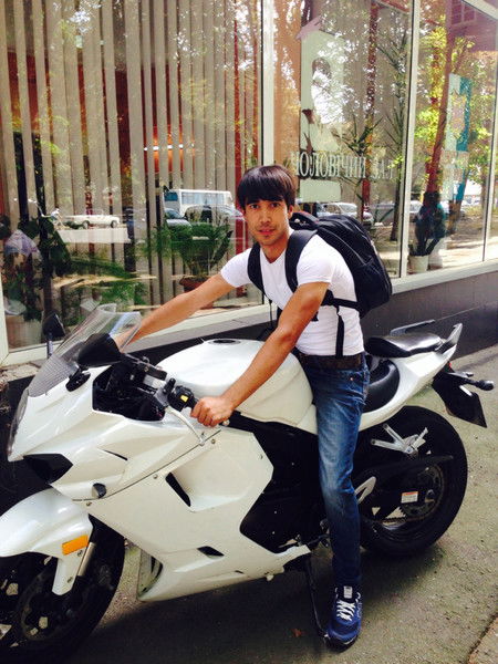 ** Рустамчик** ********