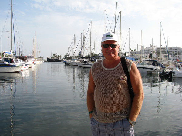 Анатолий Шестак