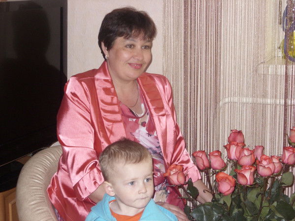 Елена Хмелевская